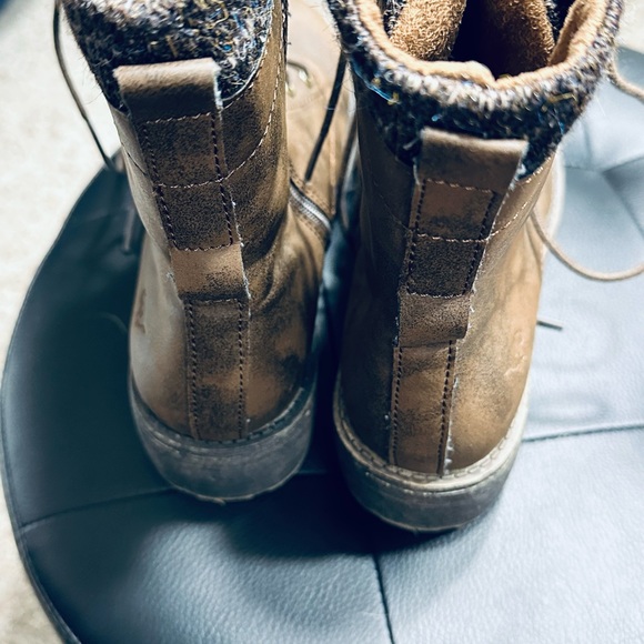 Women’s Rocket Dog Combat Style Boots - Picture 4 of 7